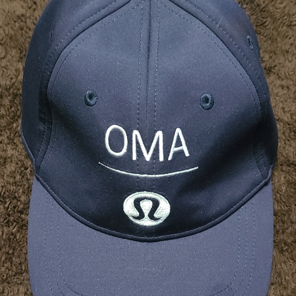 Lululemon hat